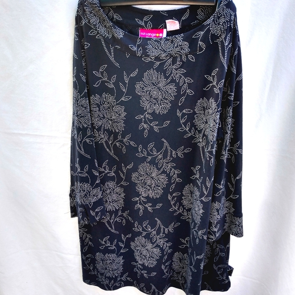Liz Lange for Target medium Maternity blouse